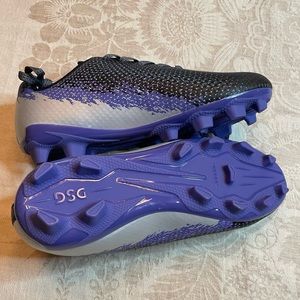 Purple DSG soccer cleats sz 3